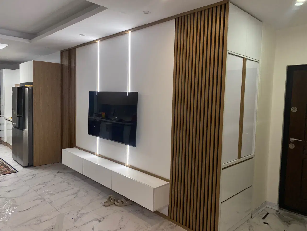 ساخت تی‌وی‌وال و کابینت در نازی‌آباد - تصویر 6