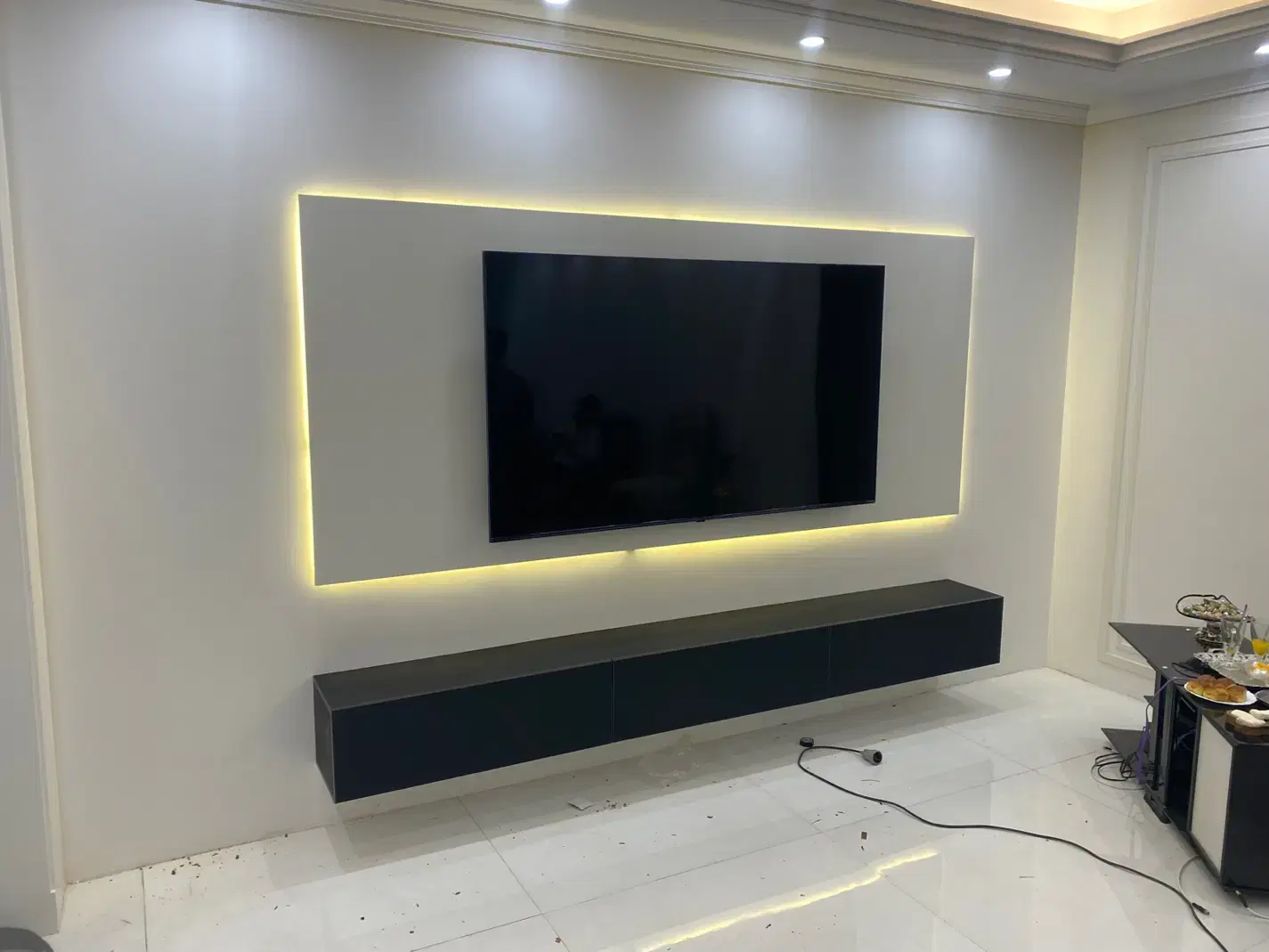 ساخت تی‌وی‌وال و کابینت در نازی‌آباد - تصویر 12