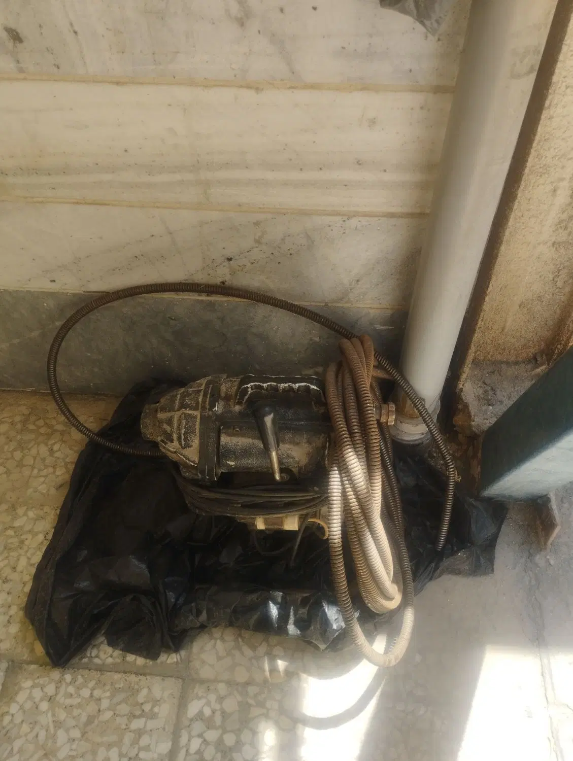 لوله‌بازکنی و تخلیه چاه در فلاح - تصویر 3