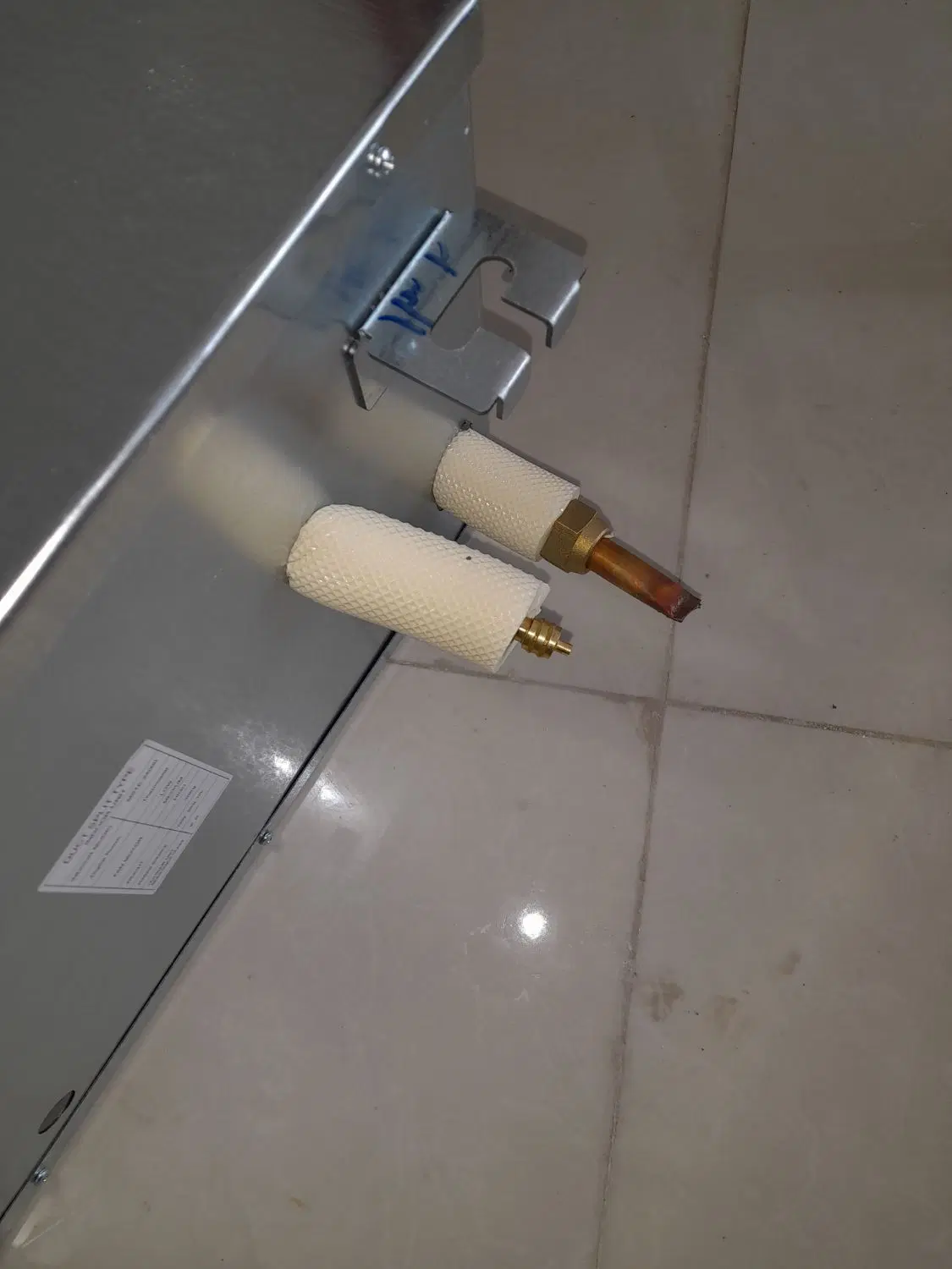 هواساز و کویل آبگرم در نازی‌آباد - تصویر 2