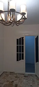 نقاش ساختمان در امجدیه (خاقانی)