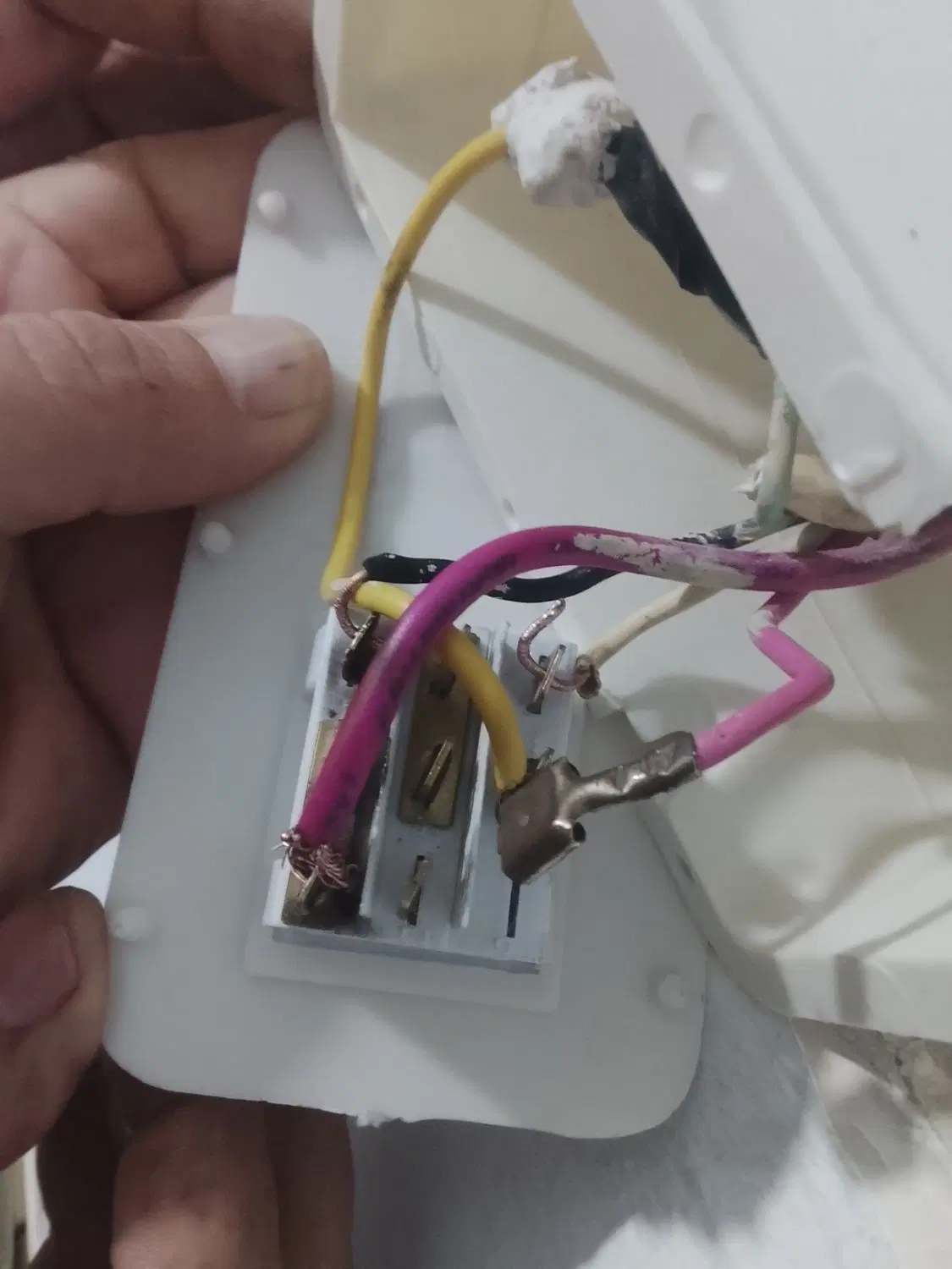 سرویسکار آبگرمکن و کولر آبی در مشیریه - تصویر 10