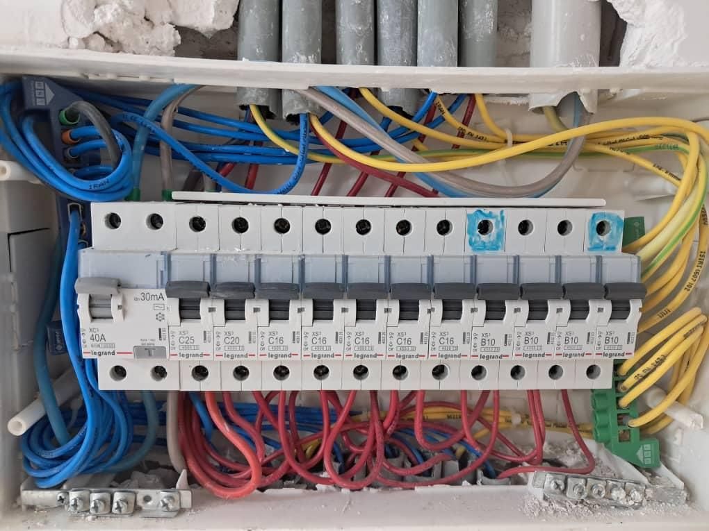 برقکاری ساختمان در سعادت‌آباد - تصویر 5
