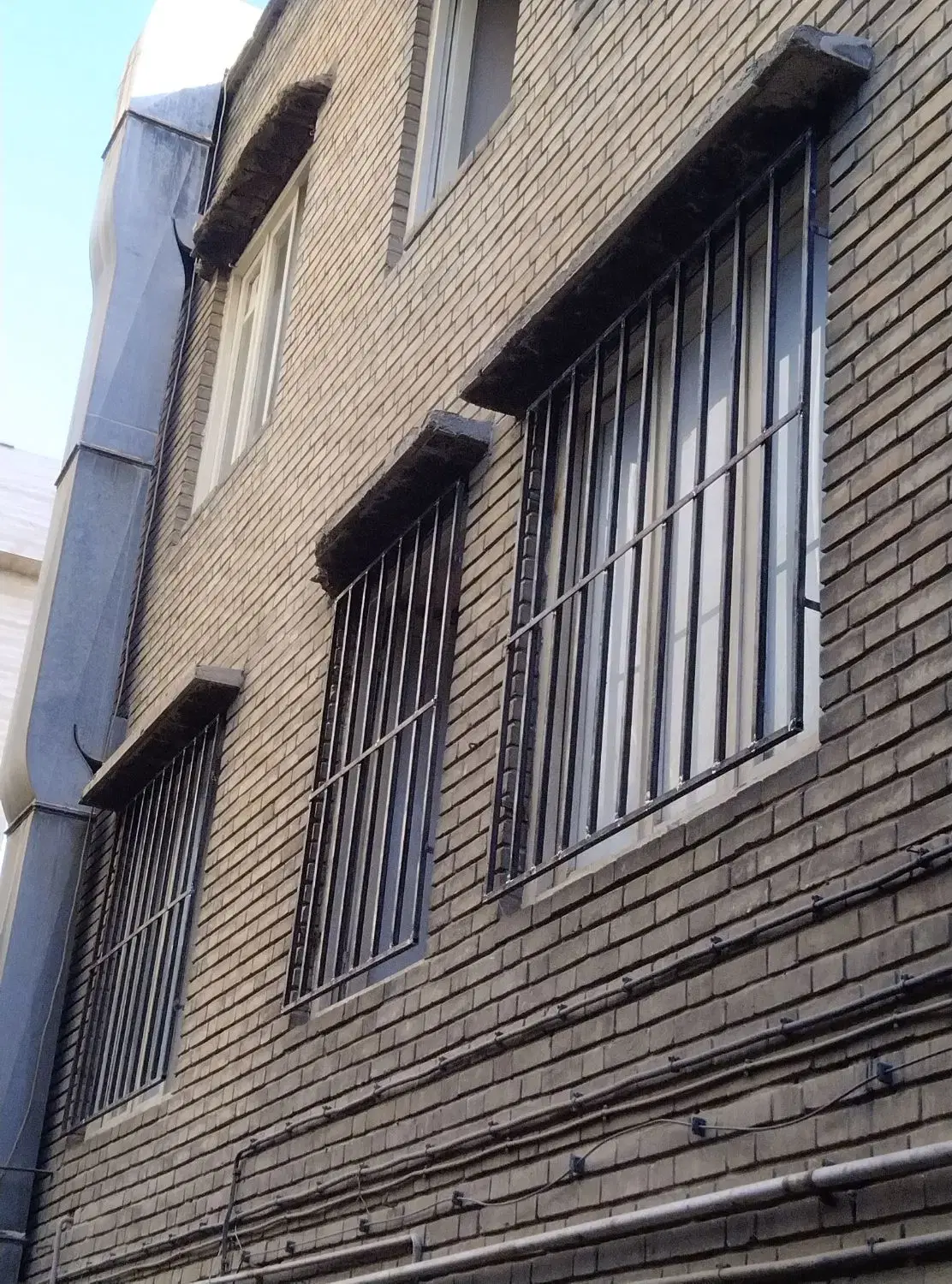 آهنگری و جوشکاری در پاسداران - تصویر 2