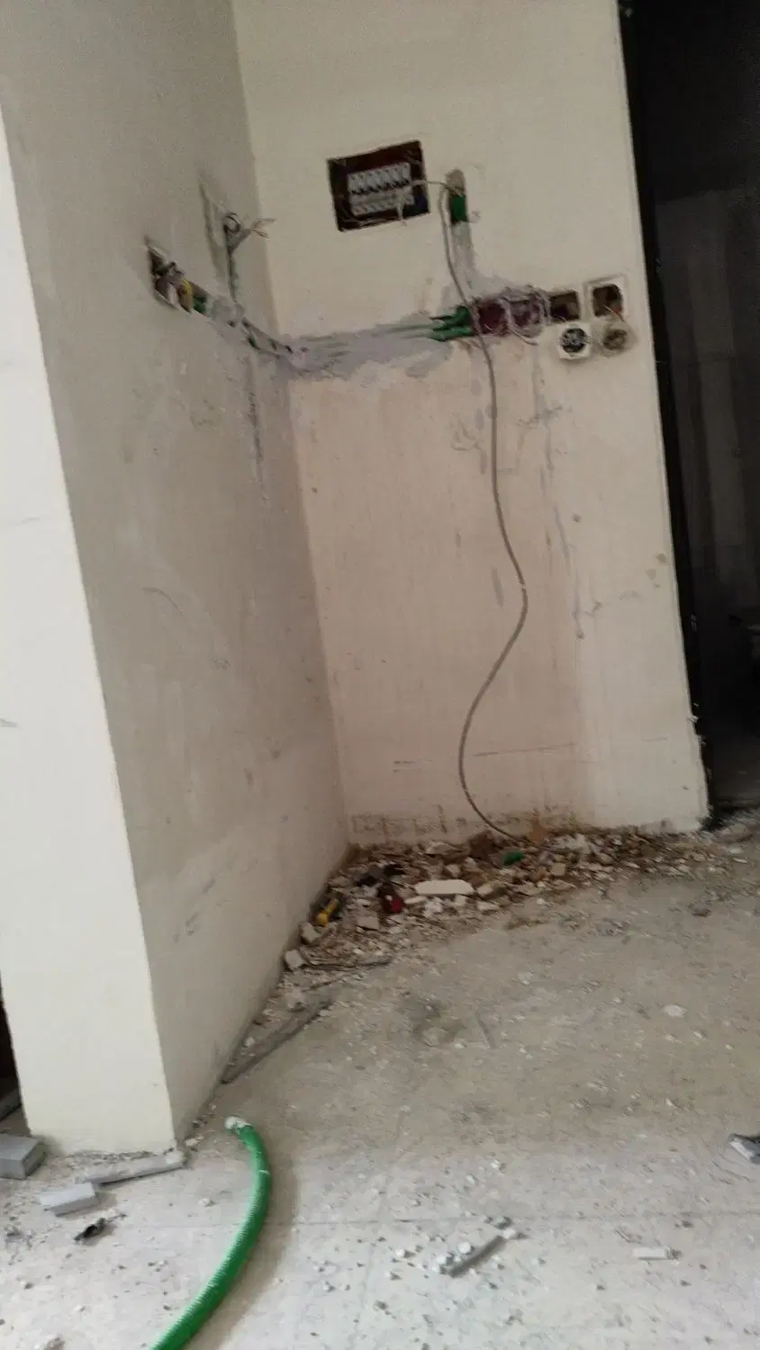 برقکار در نارمک جنوبی - تصویر 7