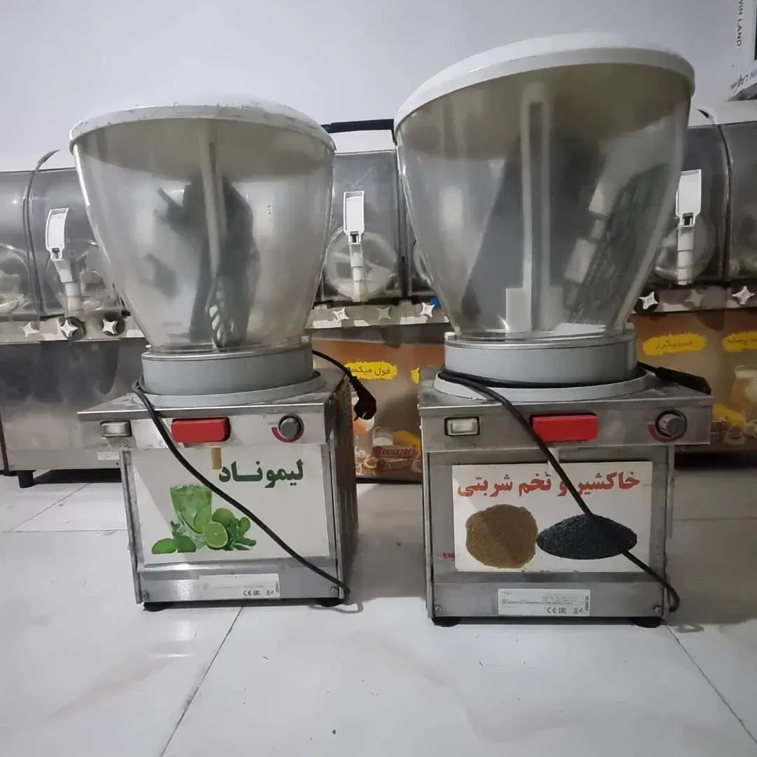 تعمیر دستگاه قیفی و شربت‌سردکن در میدان ولیعصر - تصویر 2