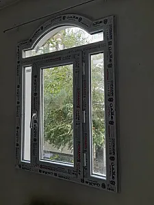 تولید و تعمیر پنجره UPVC در سیزده آبان