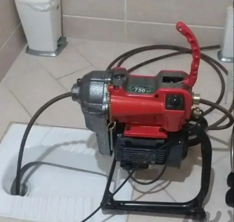 لوله بازکنی در دکتر هوشیار