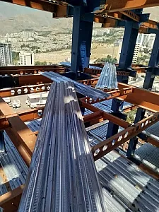عرشه فولادی در شمس‌آباد