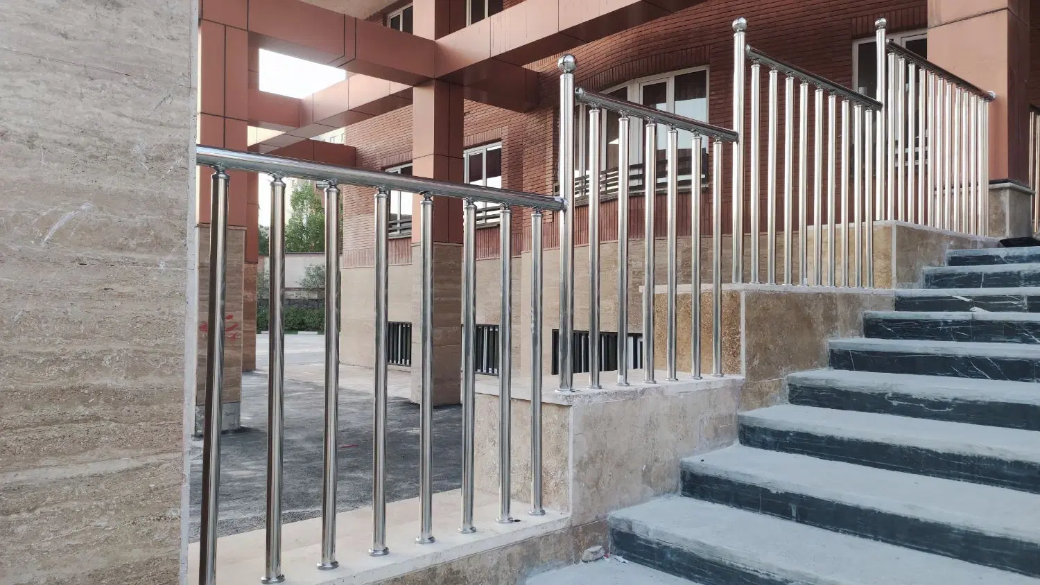 نرده و حفاظ استیل در نارمک - تصویر 7