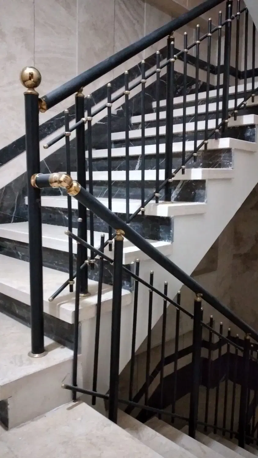 نرده و حفاظ استیل در بازار - تصویر 12