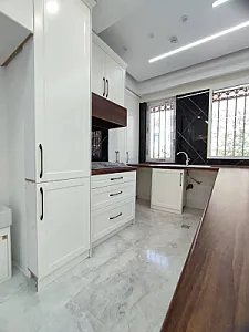 تعمیرات و بازسازی ساختمان در شهرک غرب