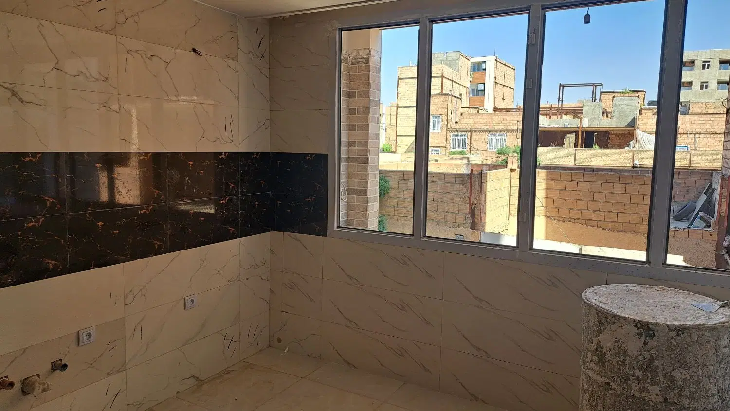 بازسازی و طراحی ساختمان در نظام‌آباد - تصویر 4