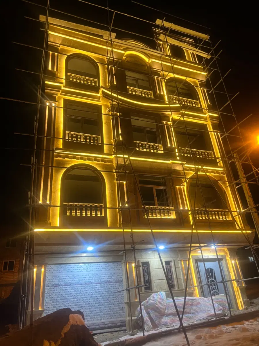 کاشی‌کاری و سنگ‌کاری نما در طیب