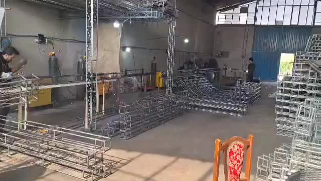 تولید اسپیس و بست در جنت‌آباد شمالی