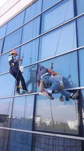 راپل‌کاری و نماشویی ساختمان در قبا