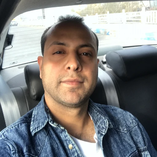 لوگوی گروه فنی مهندسی گیل تسلا