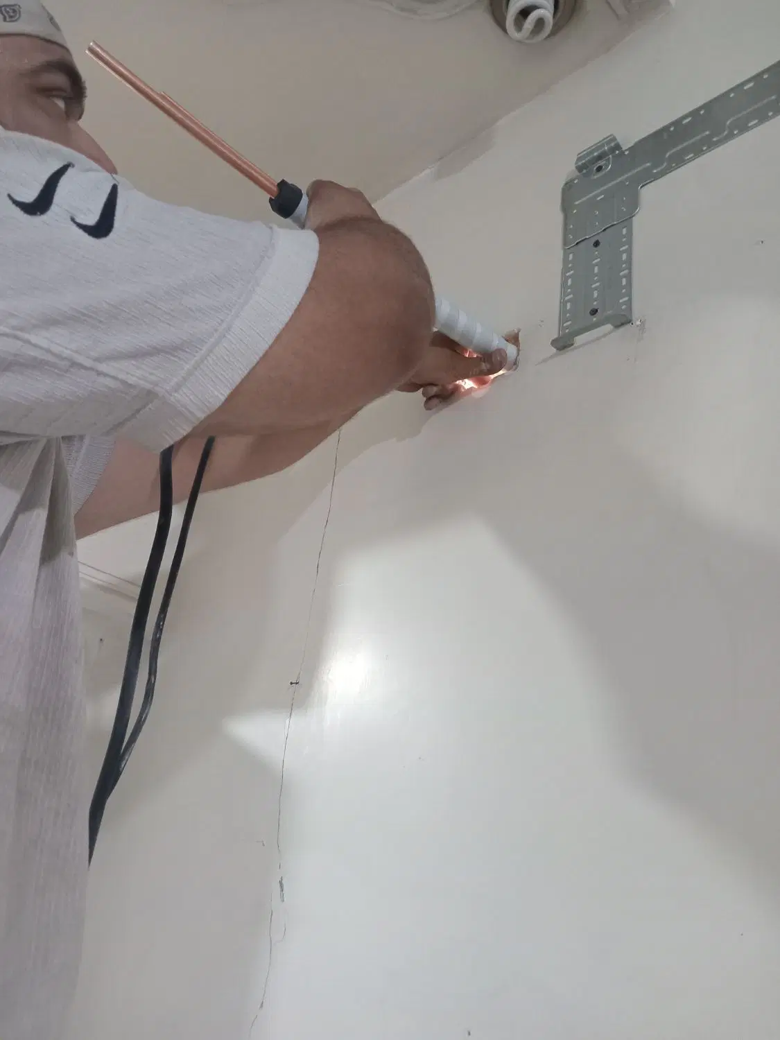 نصب و تعمیر کولر گازی در آهنگ - تصویر 2