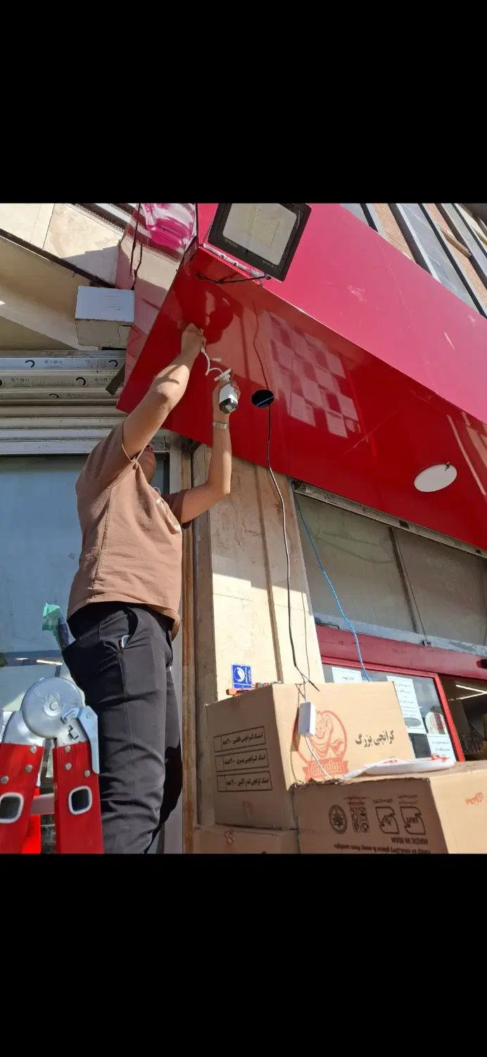 برق‌کاری و نصب دوربین در فلاح - تصویر 7