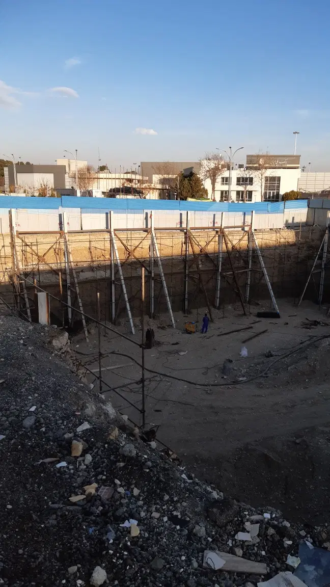 اسکلت فلزی و جوشکاری در یافت‌آباد جنوبی - تصویر 7