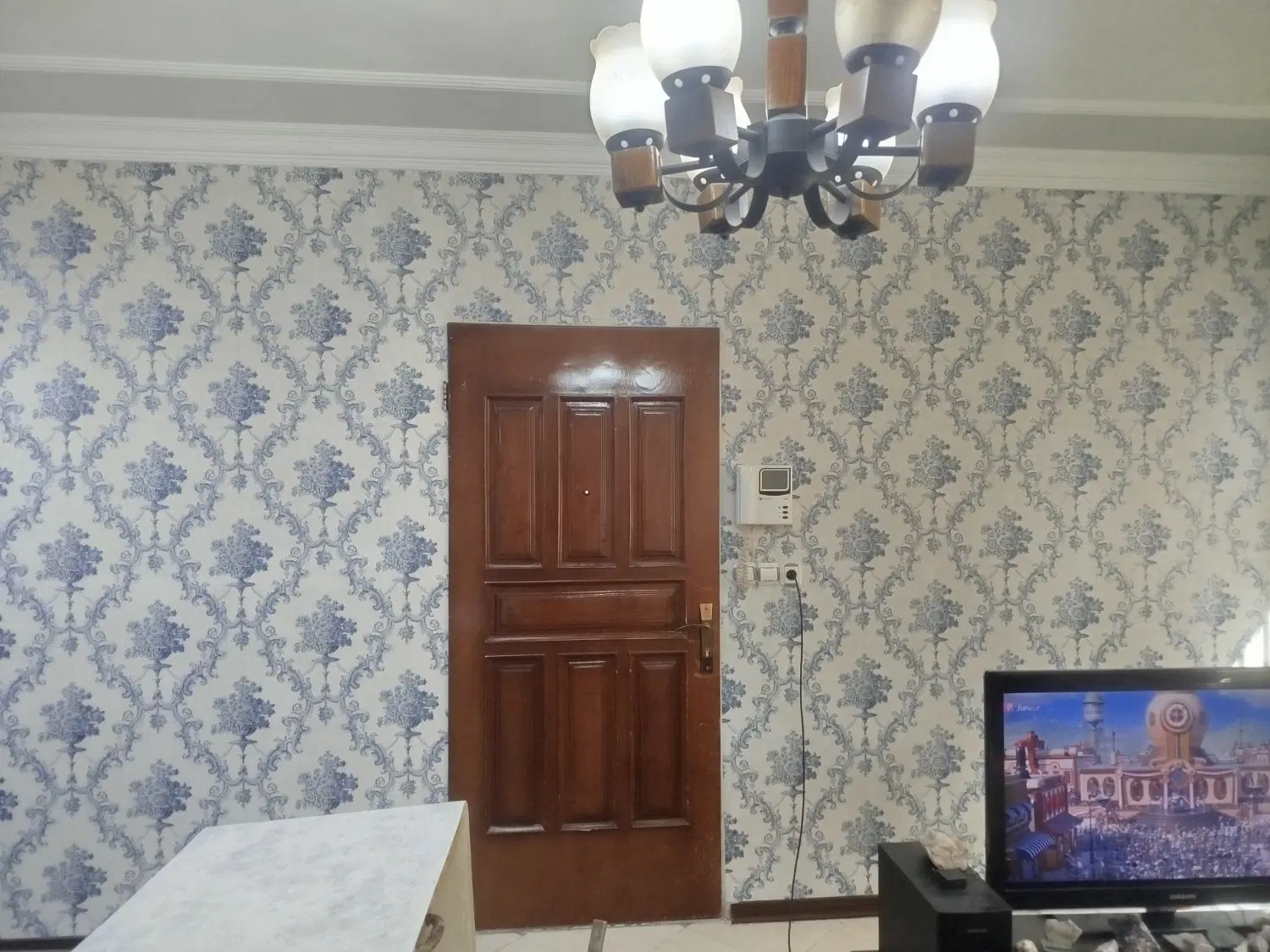 کاغذدیواری و نقاشی ساختمان در مولوی - تصویر 2