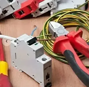 برقکار در تهرانپارس غربی