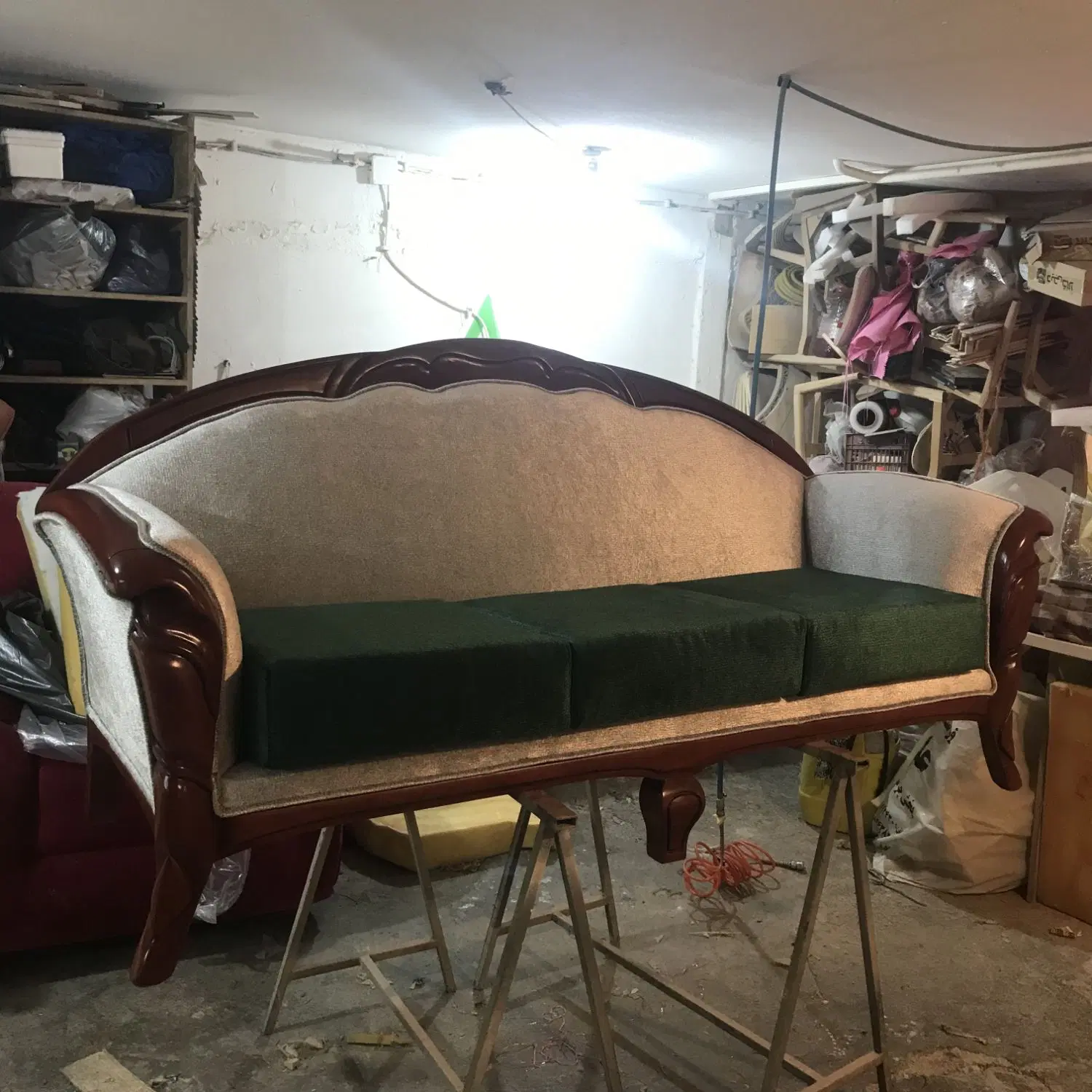 تعمیر و رویه‌کوبی مبل در تهرانپارس غربی - تصویر 4
