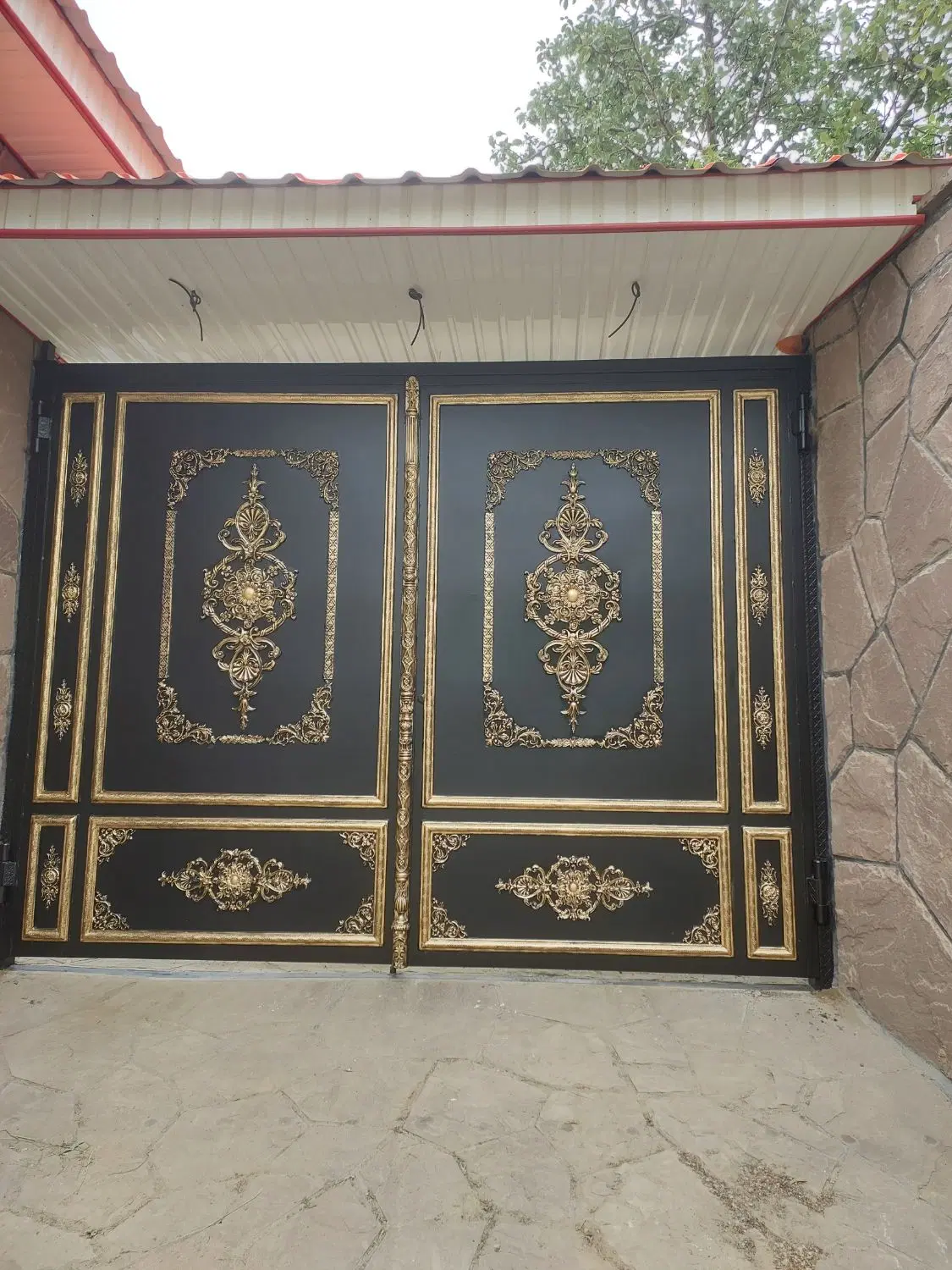 رنگ‌آمیزی صمدی - تصویر 3