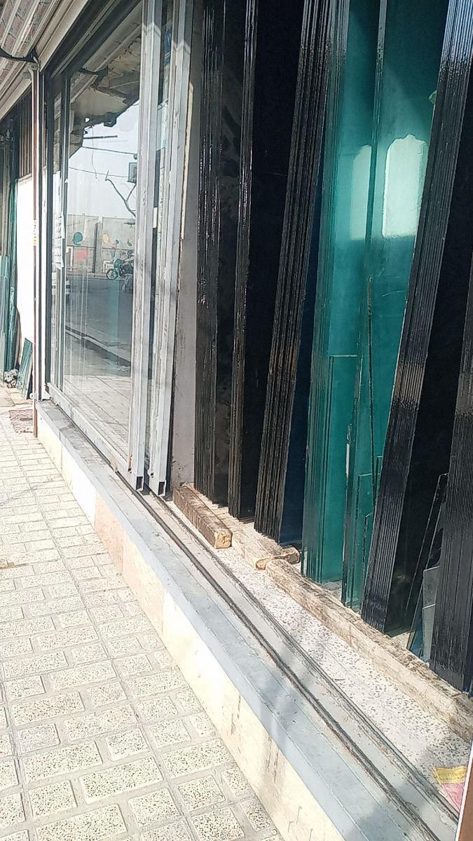 شیشه‌بری یوسف - تصویر 2