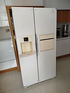 نقاشی و تعمیر یخچال در مطهری