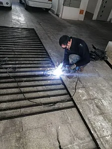 بازسازی ساختمان در استاد معین