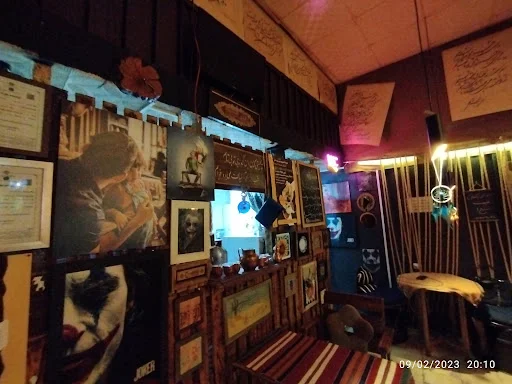 کافه کلبه چوبی