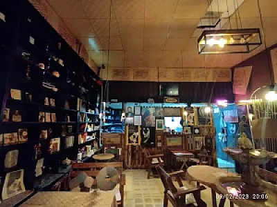 کافه کلبه چوبی