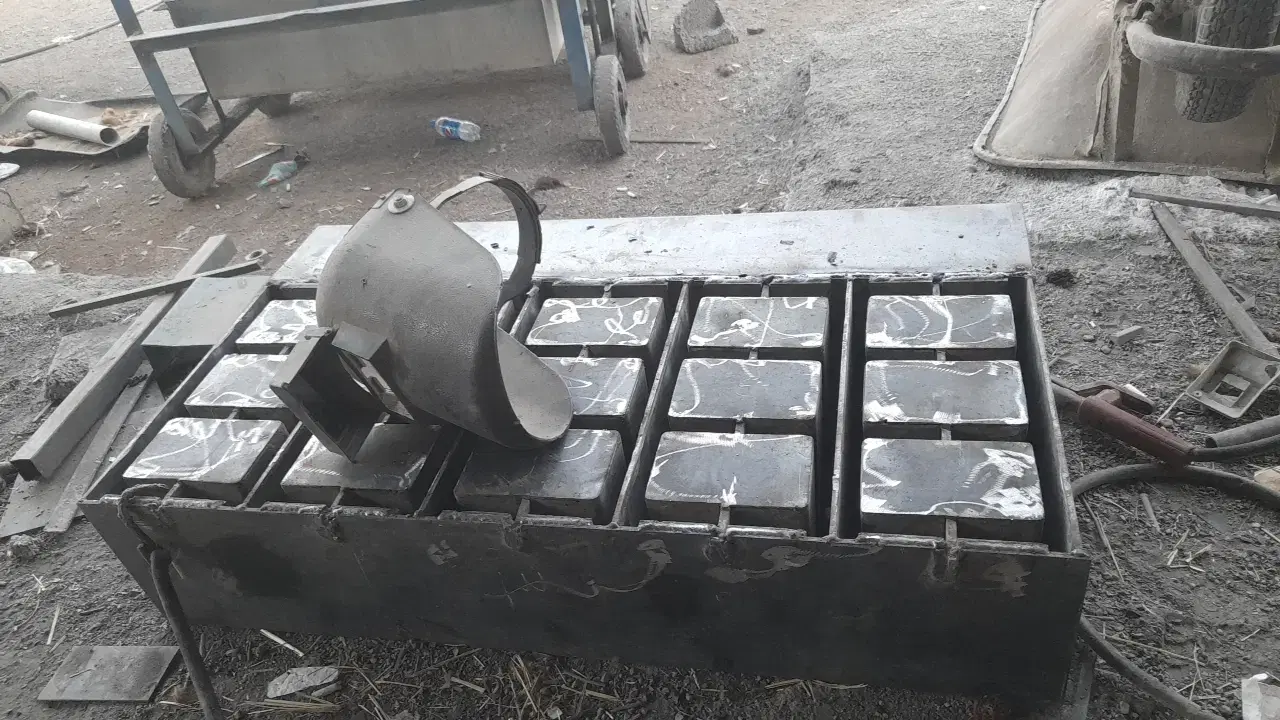 ساخت و تعمیر دستگاه بلوک‌زنی در یافت‌آباد - تصویر 3