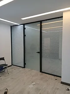 شیشه سکوریت و درب اتوماتیک در شمس‌آباد