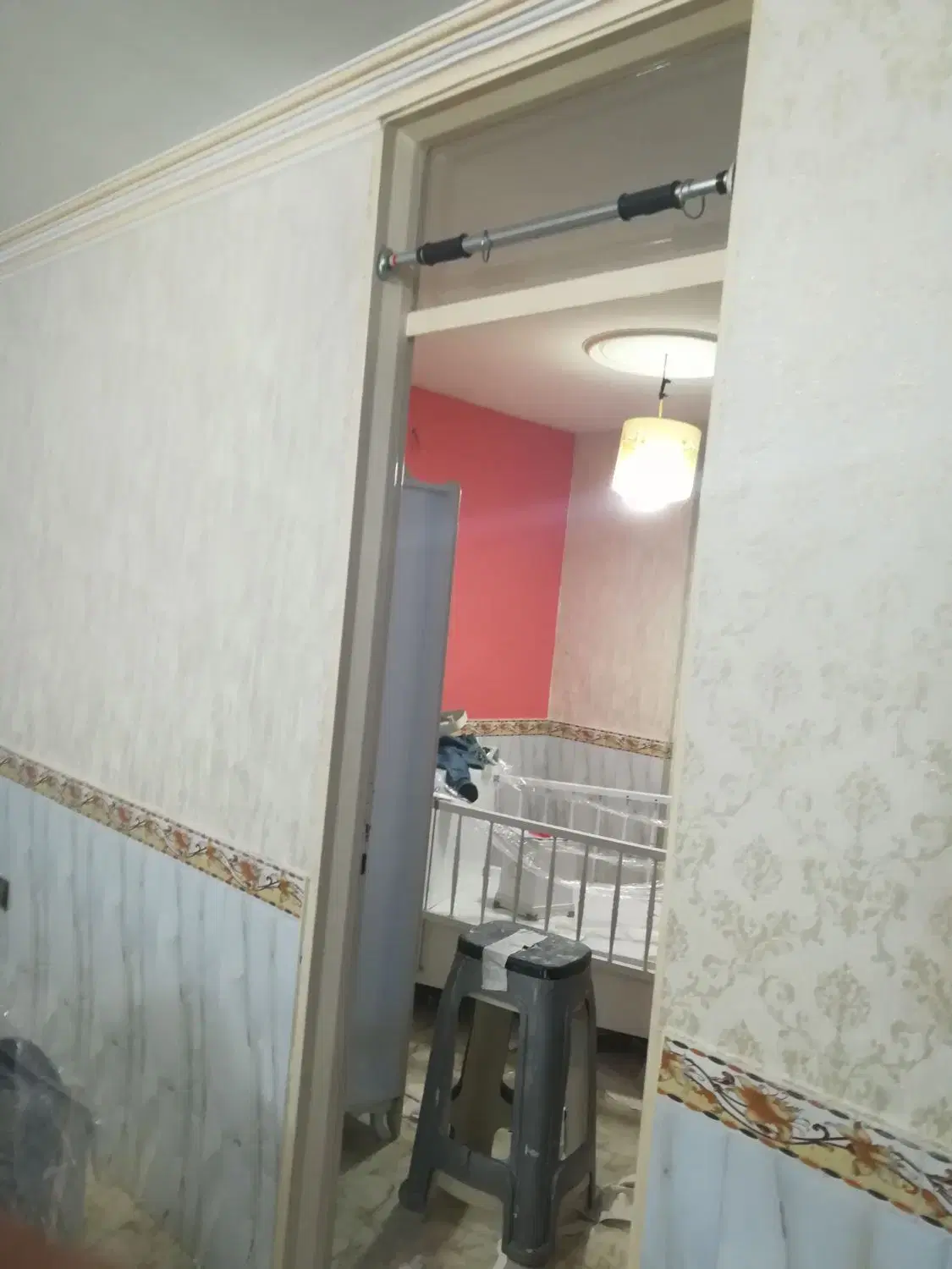 نصب بلکا و کاغذ دیواری در عبدل‌آباد - تصویر 4