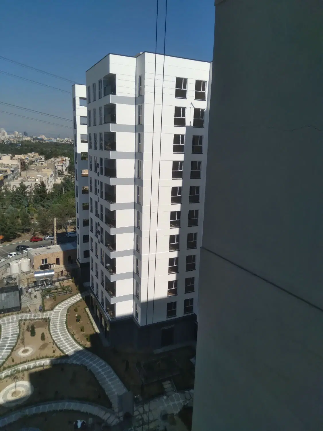 رنگ نما و نقاشی ساختمان در اسکندری - تصویر 2