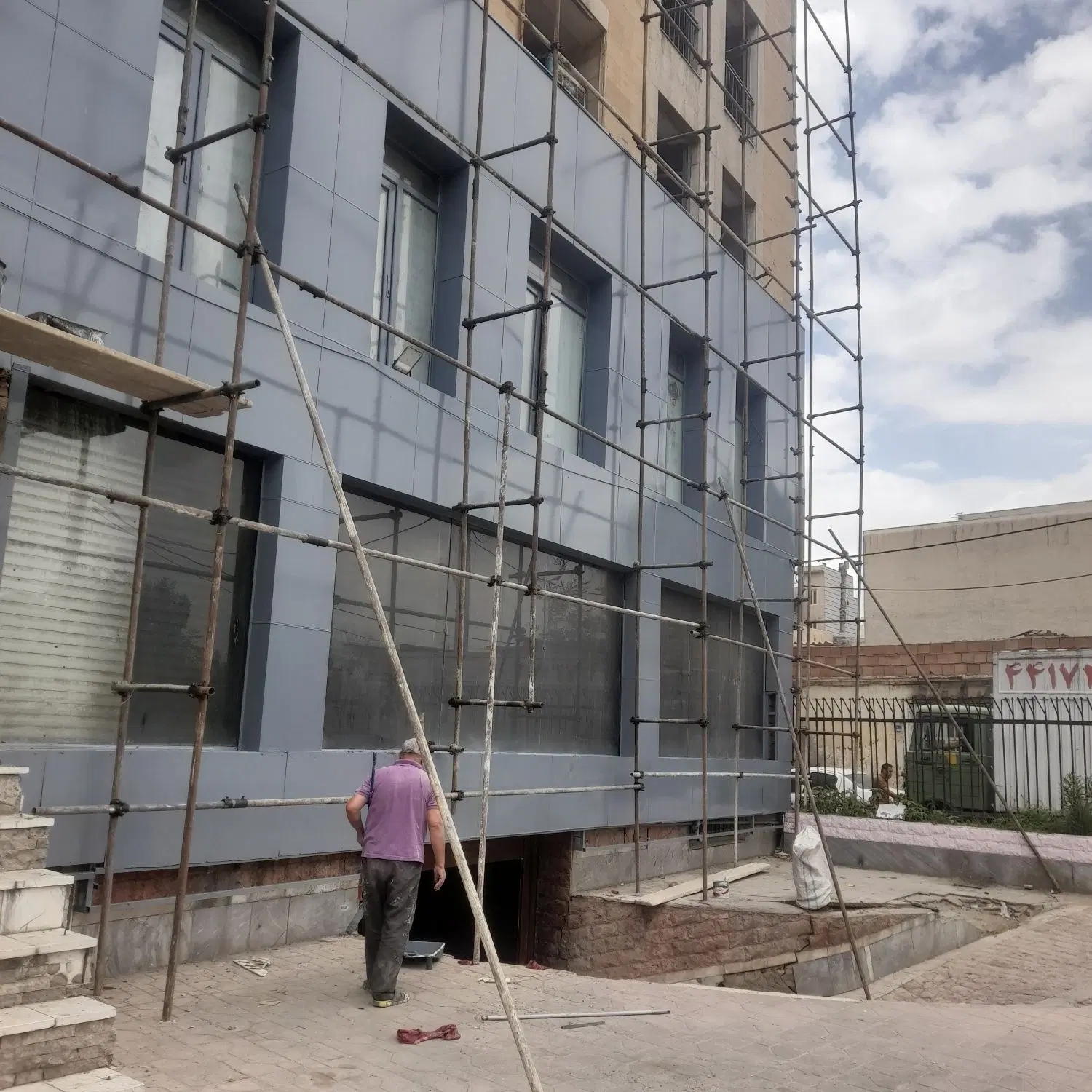 نقاش ساختمان در سنائی - تصویر 8