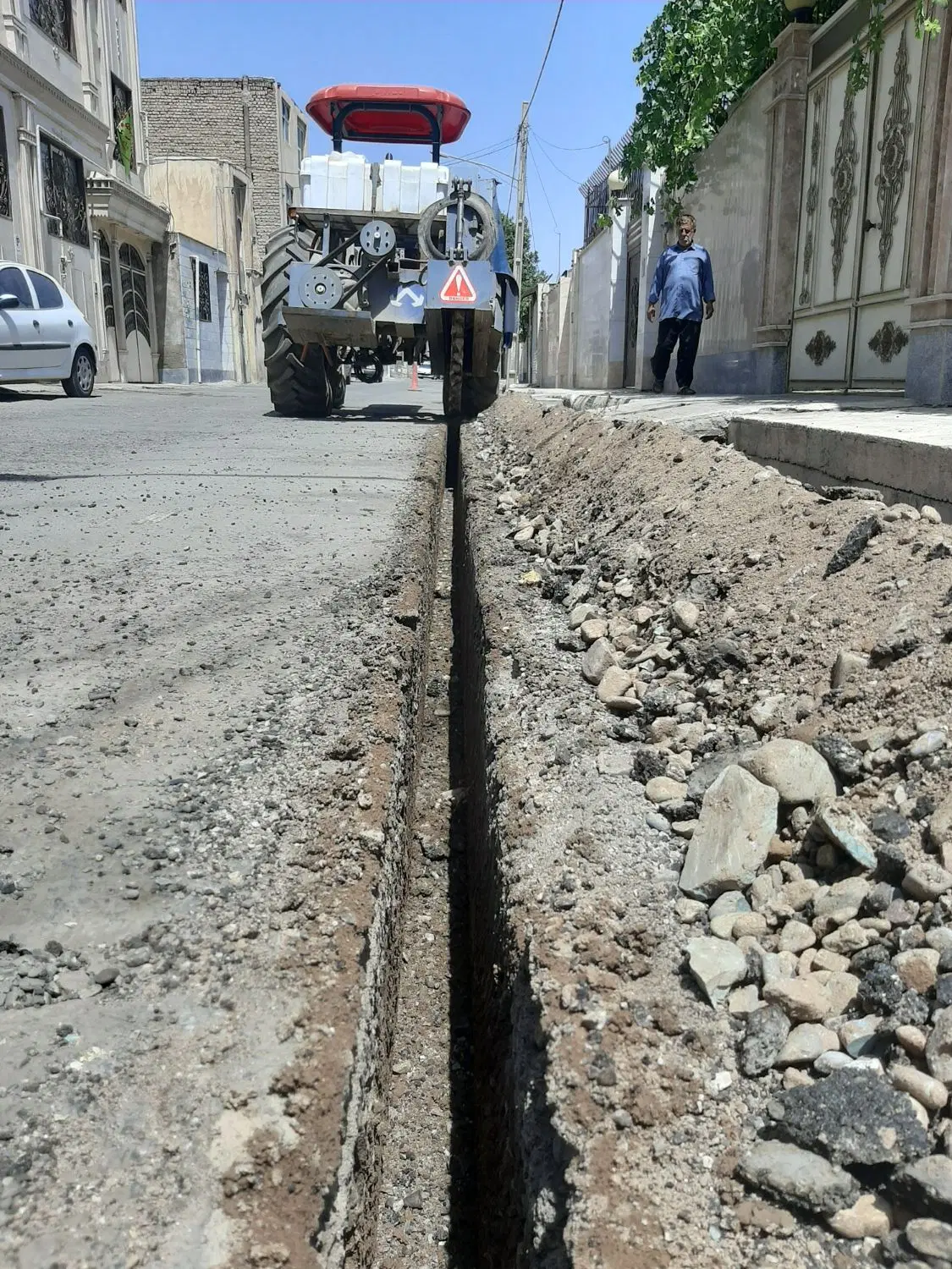 حفاری و برش آسفالت در شهرک بعثت - تصویر 4