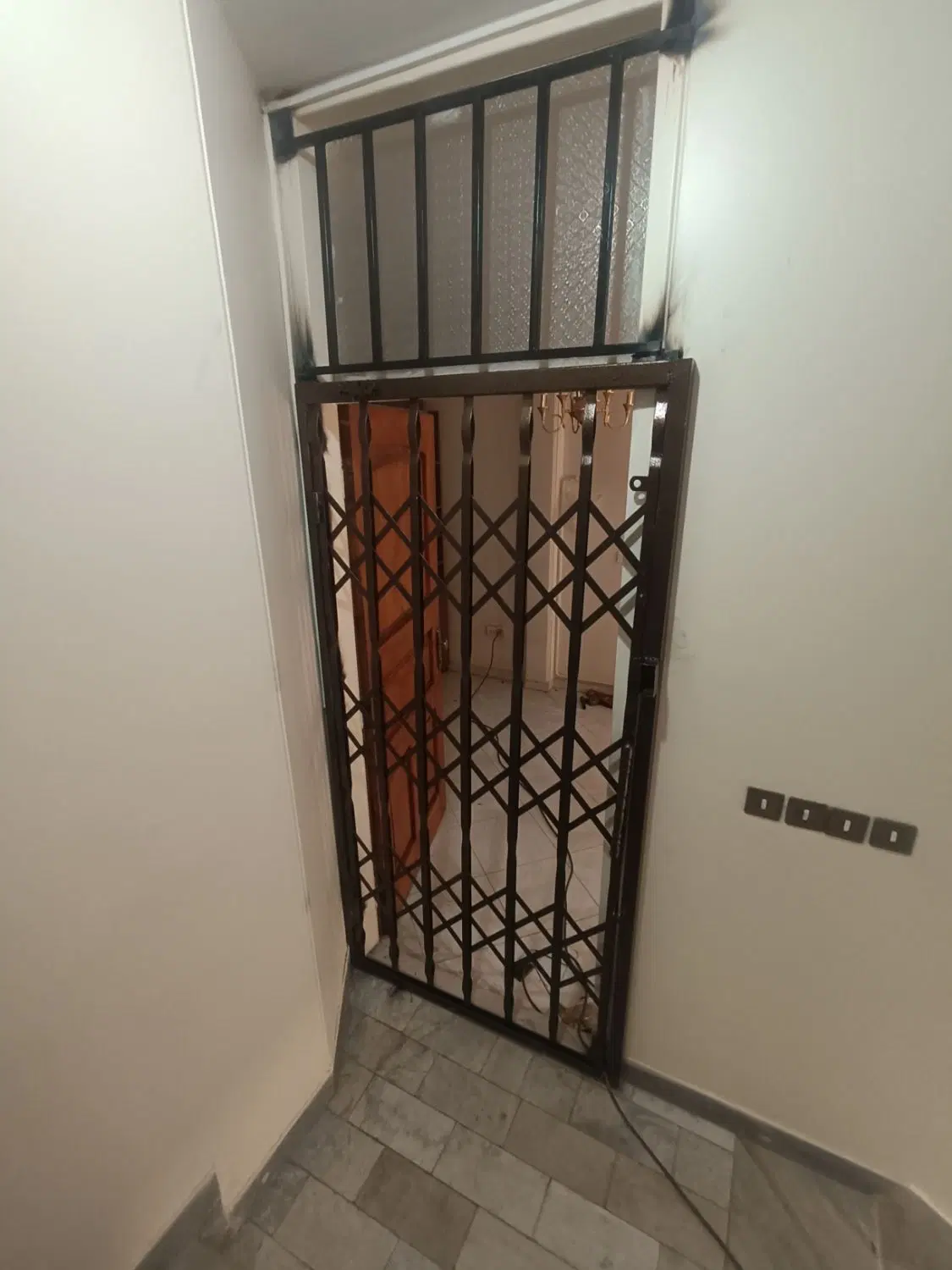 جوشکاری سیار در فلسطین (میدان انقلاب)