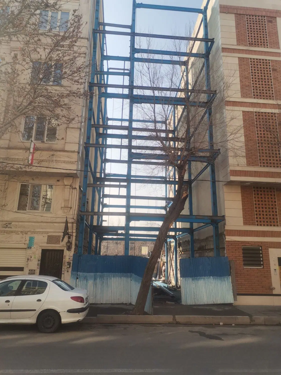 جوشکاری و ساخت اسکلت فلزی در نبی‌اکرم - تصویر 4