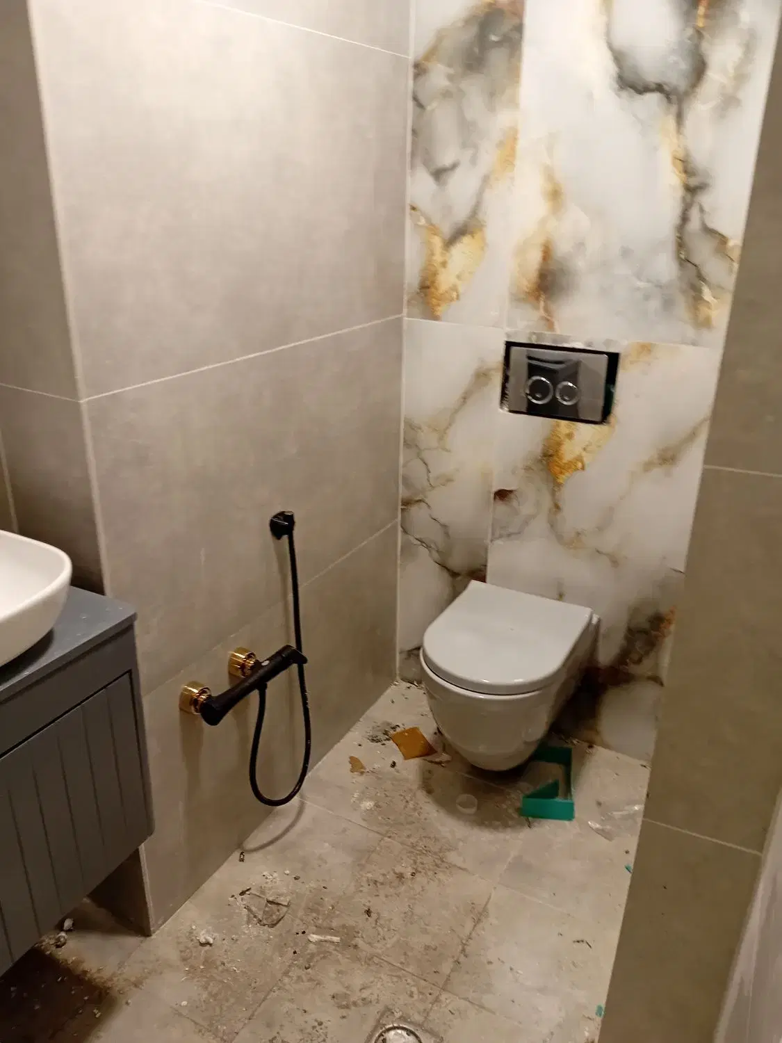 نصب شیرآلات و سرویس بهداشتی در جنت‌آباد مرکزی - تصویر 5