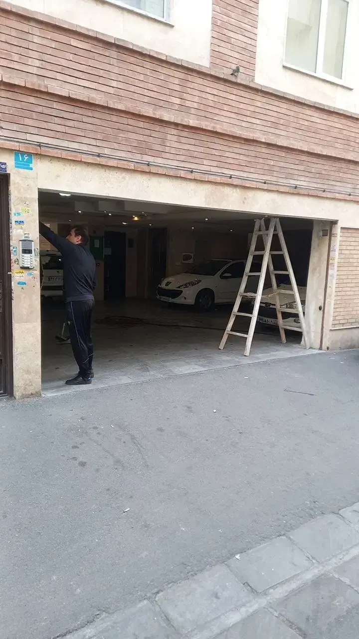 تعمیر کرکره برقی و جک پارکینگ در هفت‌حوض - تصویر 10