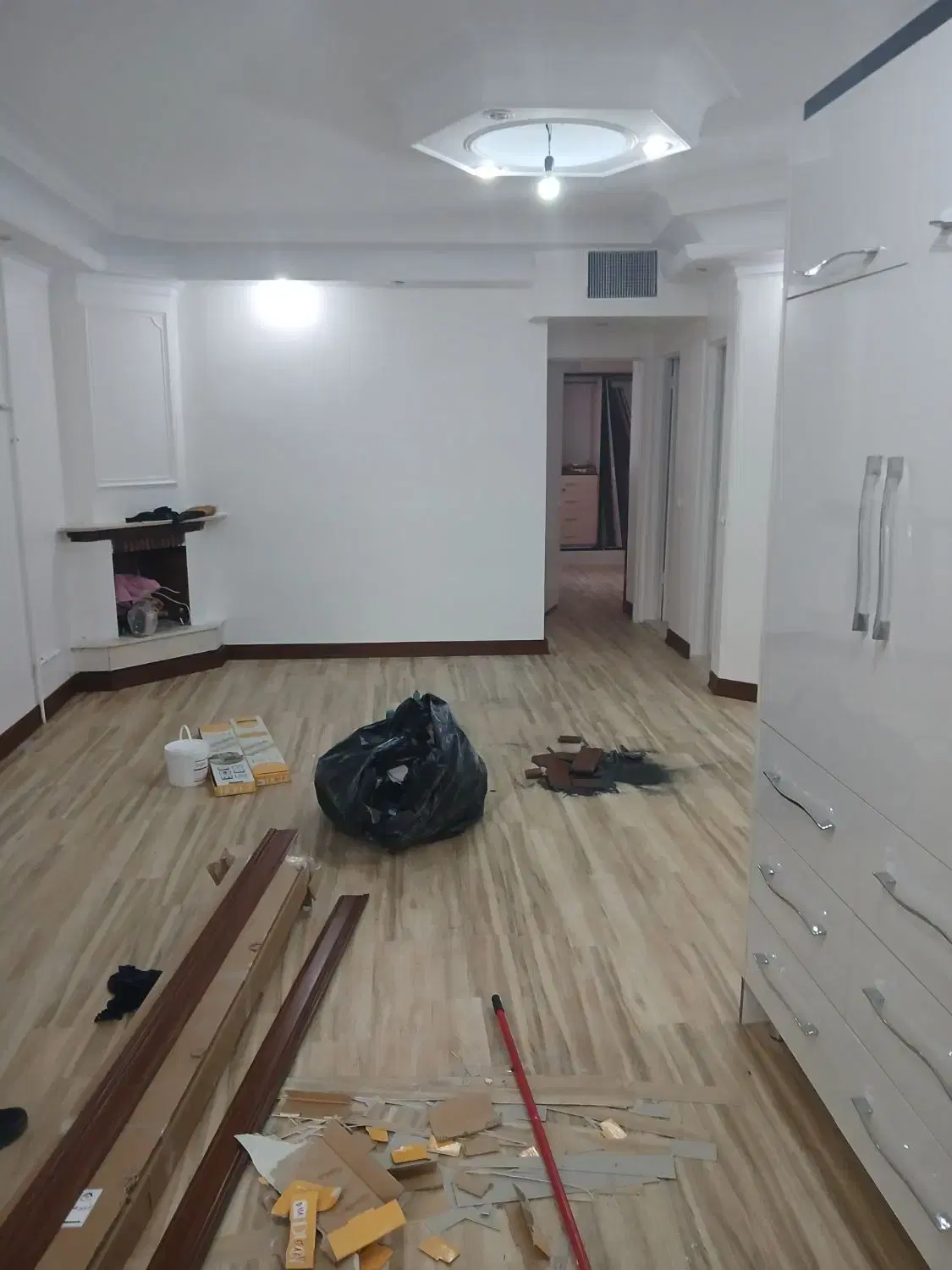 نصب پارکت و کفپوش در نیروی هوایی - تصویر 4