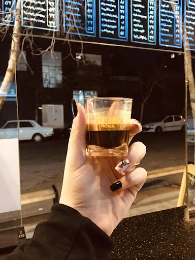 کافه بیرون‌بر روما