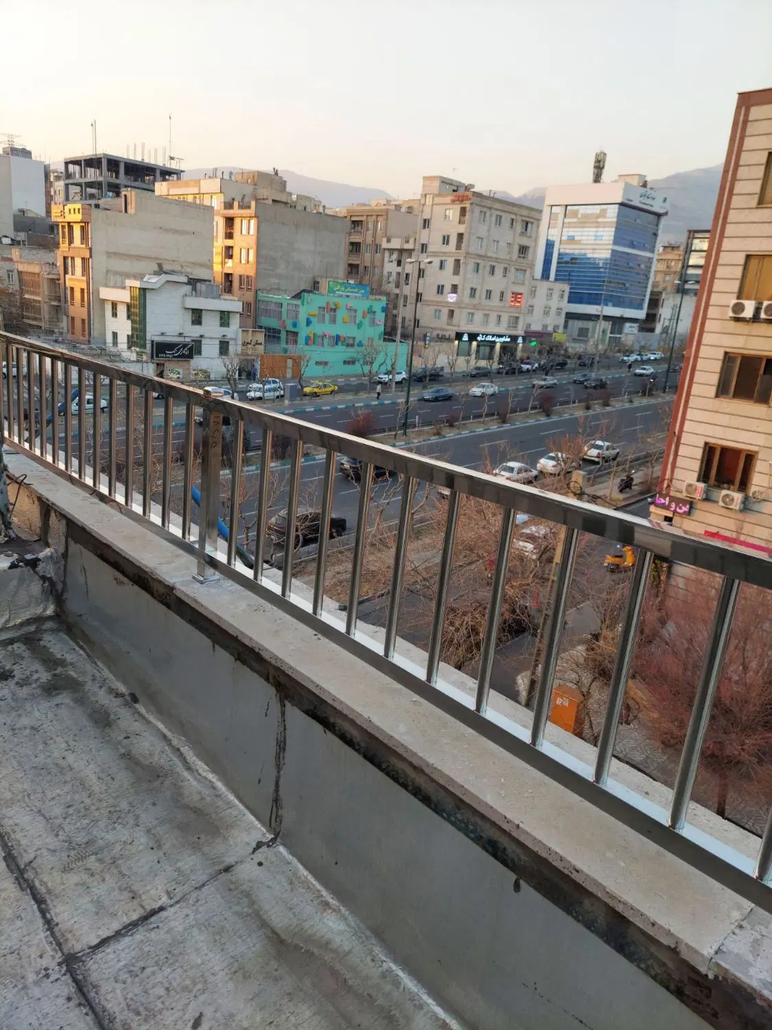 نرده و حفاظ استیل در شهران شمالی - تصویر 4