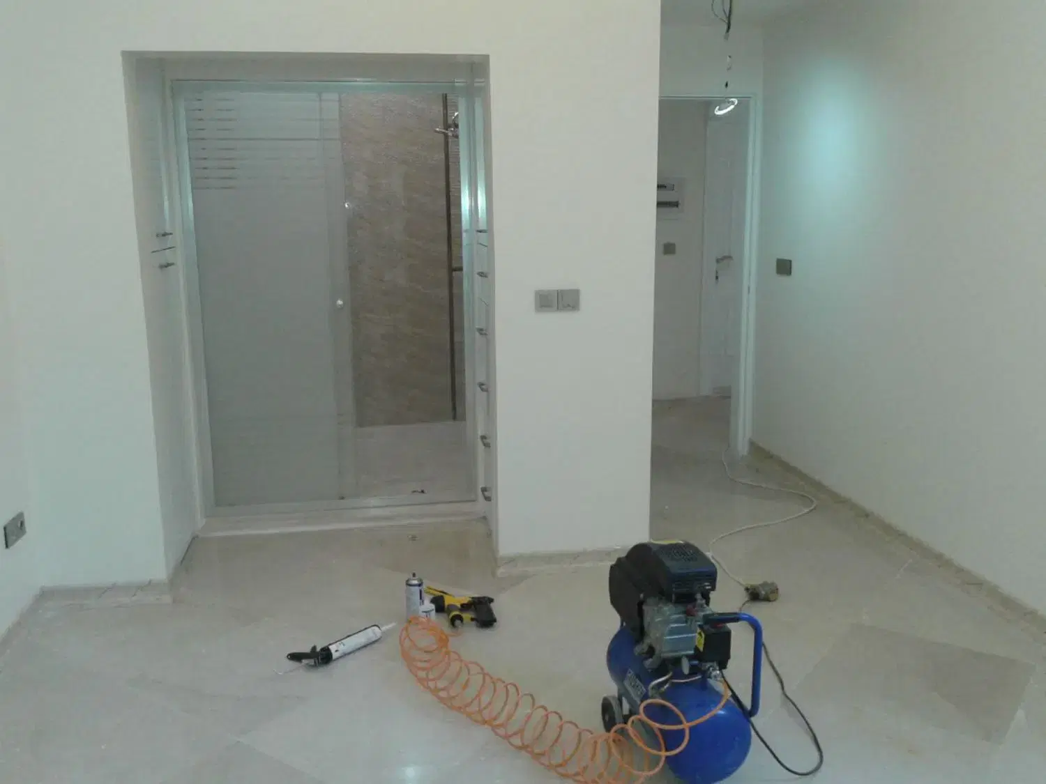 نصب پارکت و کفپوش در تهرانسر مرکزی - تصویر 9