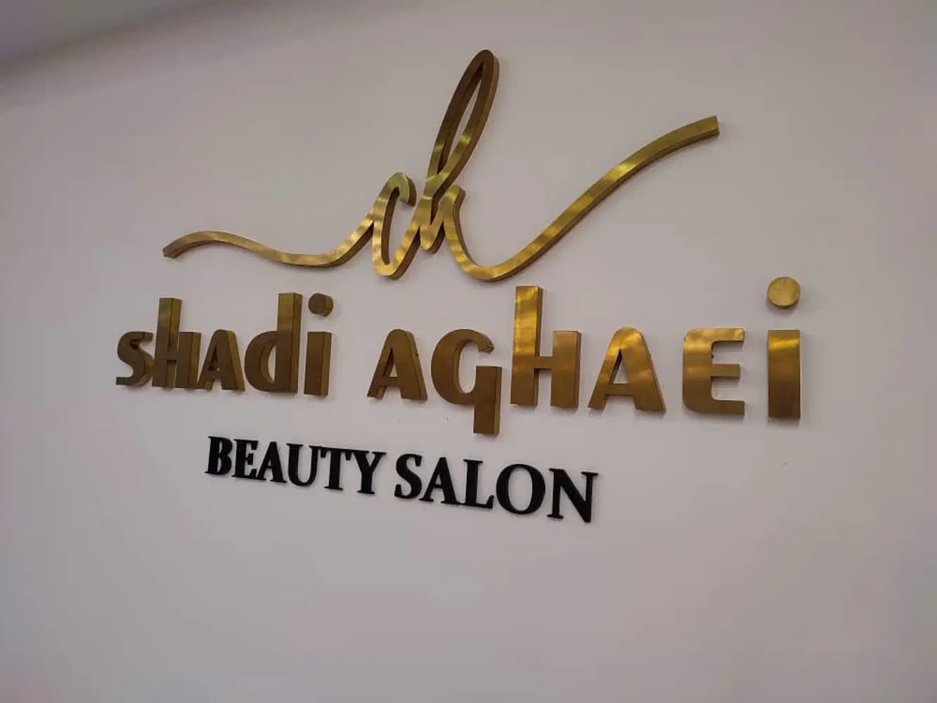 تابلوسازی و نئون در جمال‌زاده - تصویر 6