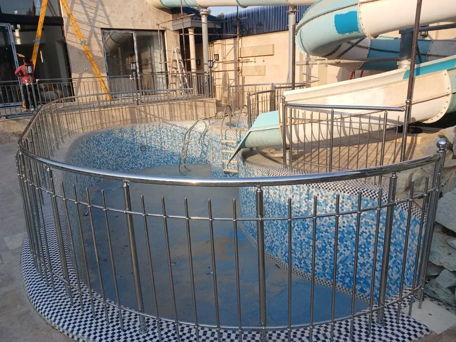 نرده و حفاظ استیل در شادآباد - تصویر 6