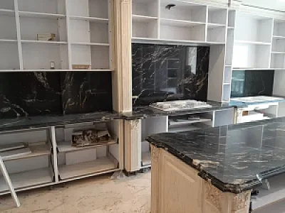 نجاری و کابینت‌سازی در باغ فیض